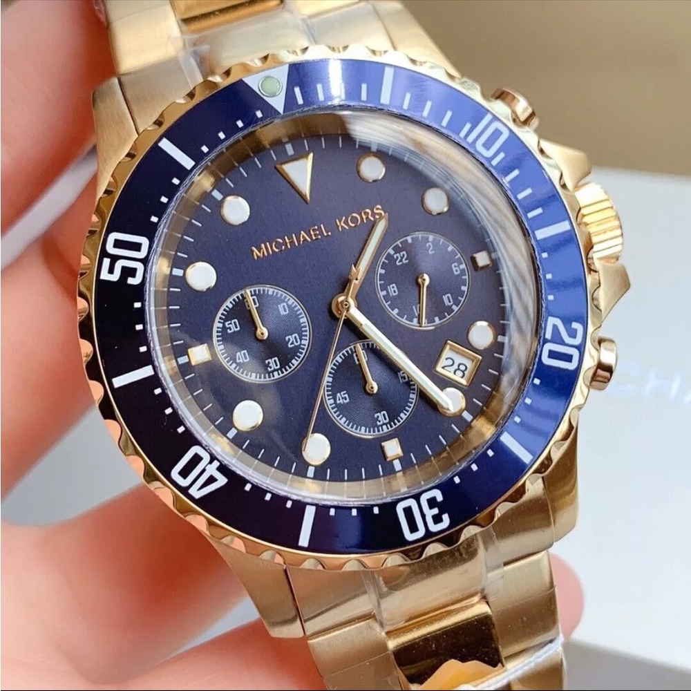 Michael Kors Everest Chronograph Gold Navy Watch MK8267 – 45mm Luxury Style